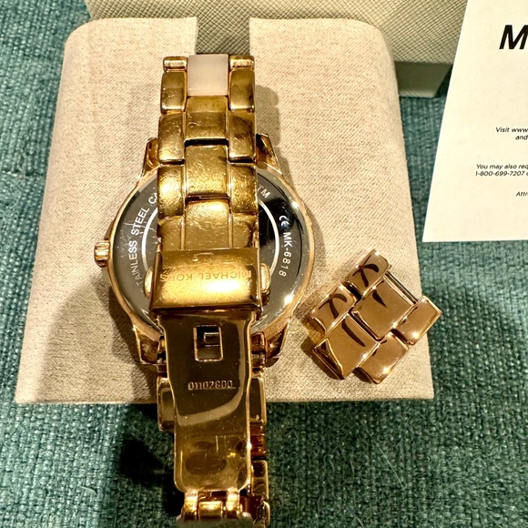 Michael Kors Watch Pink and Rose Gold tone main image 7